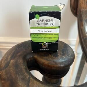 New Garnier skin Renew daily regenerating, moisture cream 1.7 oz